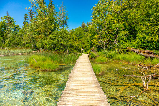 Entdeckungstour durch den wunderschönen Nationalpark Plitvicer Seen - Kroatien © Oliver Hlavaty