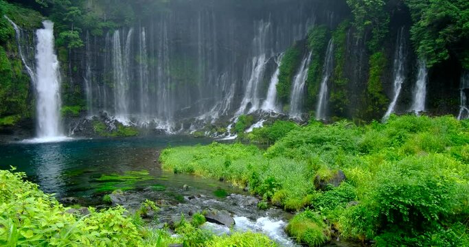 富士山からの清流　白糸の滝　静岡県