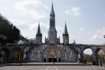 Fototapeta na wymiar The front exterior of Our Lady of Lourdes Sanctuary in France