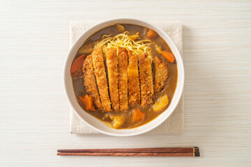 curry ramen noodles with tonkatsu fried pork cutlet - obrazy, fototapety, plakaty