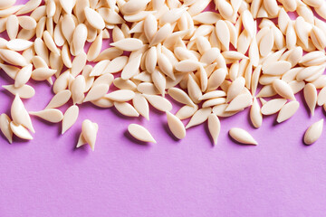 Granular film wax for depilation