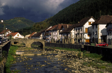 Rio Anduña. Otsagi (Ochagavia). Valle de Salazar.Cordillera pirenaica.Navarra.España.