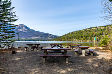 Fototapeta na wymiar Pyramid Lake Beach. Jasper National Park landscape. Canadian Rockies nature scenery background. Alberta, Canada.