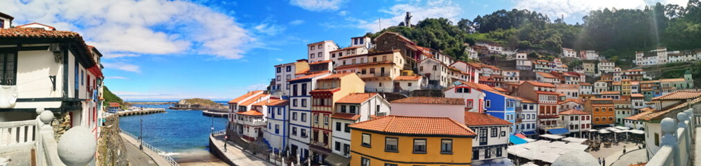 Fototapeta na wymiar panoramic view of the fishing village of Cudillero, vacation spot, Asturias, Spain,