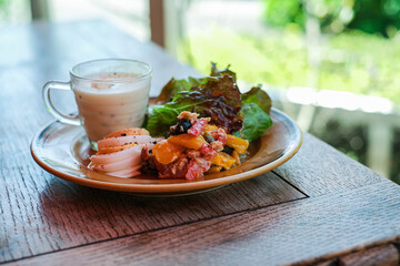 カフェのランチ