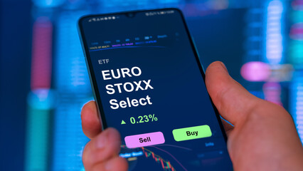 Invest in ETF EURO STOXX select, an investor buy or sold an etf fund.