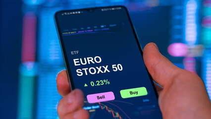 Euro STOXX 50, an investor buy or sold an etf fund euro stoxx.