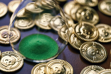 砂時計とゴールド