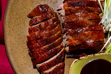 Fried chicken breast with leeks and cucumber