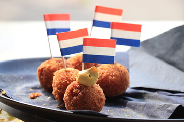 Dutch snack: Bitterballen - 513730472