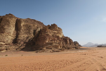 Ostańce skalne na pustyni Wadi-rum. Jordania