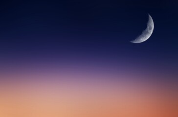 Obraz na płótnie Canvas Gradient clear sky with moon. Ramadan symbol.