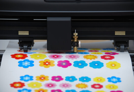 Plotter de corte. Plotter para corte de vinilo. Cutter Machine. Cutting Plotter. Cortador de vinilo
