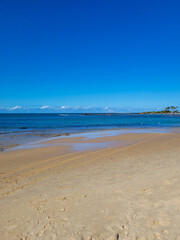 Fototapeta premium Beautiful beach with rocks in Gamboa da Bahia, Brazil