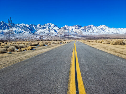 Road leading to Mammoth Mountain, California, United States of America