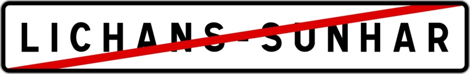 Obraz premium Panneau sortie ville agglomération Lichans-Sunhar / Town exit sign Lichans-Sunhar