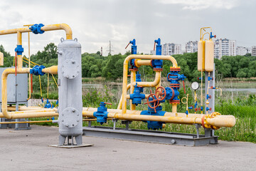 Gas and oil pipeline with valves and adapters as a teaching aid layout for study.