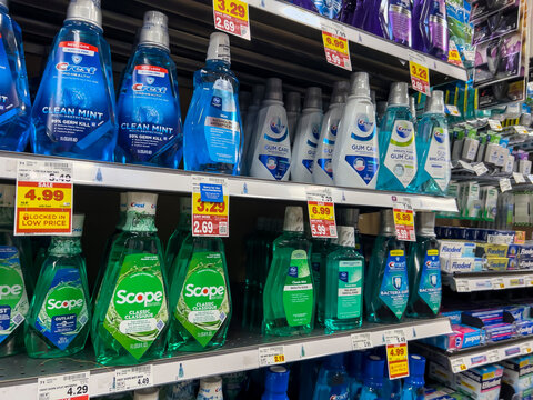 Everett, WA USA - Circa June 2022: Angled View Of A Selection Of Mouthwash For Sale Inside A Fred Meyer Grocery Store.