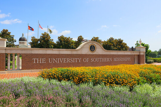 Entrance Sign To The University Of Southern Mississippi In Hattiesburg, MS