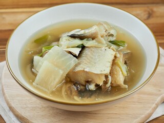 한국전통음식 생선국