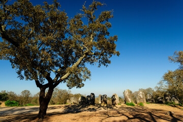 Cromlech Dos Almendres,neolitico antiguo -Alto Das Pedras Talhas-, Nossa Senhora de Guadalupe,Valverde, Evora,Alentejo,Portugal, europa © Tolo