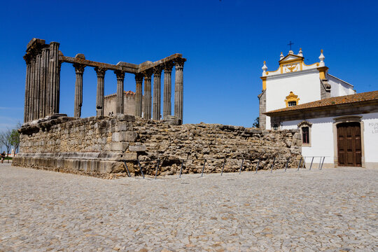 templo de Diana, templo romano de Evora, I a.C,patrimonio de la humanidad, Evora,Alentejo,Portugal, europa