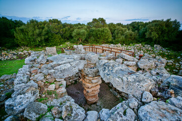 Talaiot techado.Yacimiento arqueologico de s' Hospitalet Vell. 1000-900 antes de Jesucristo.Mallorca.Islas Baleares. España. © Tolo