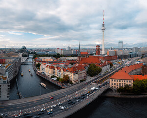 Fototapeta na wymiar berlin skyline view