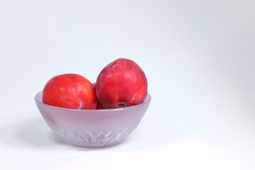 熟れたプラムの実