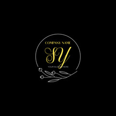 Fototapeta premium Initial letter SY handwriting with floral frame template 