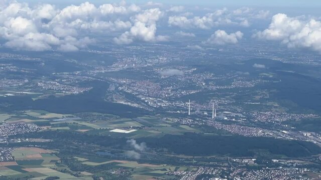 Anflug auf Stuttgart &uuml;ber Neckar.