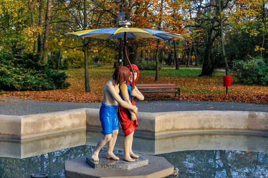 Jas i Malgosia (Hansel and Gretel) fountain in Ciechocinek, Kuyavian-Pomeranian Voivodeship, Poland.