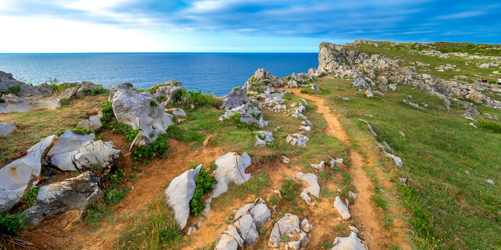 Rocky Coast, Pr&iacute;a Cliffs, Karst Formation, Bufones de Pr&iacute;a, Protected Landscape of the Oriental Coast of Asturias, Llanes de Pr&iacute;a, Asturias, Spain, Europe