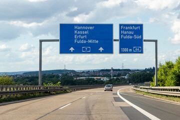 Autobahn A7, Abzweigung zur A66