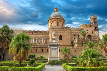 Fototapeta na wymiar Palermo cathedral. Palermo, Sicily, Italy