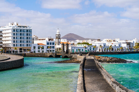 Fototapeta Arrecife cityscape seen from the Atlantic Ocean, capital city of Lanzarote, Canary Islands, Spain