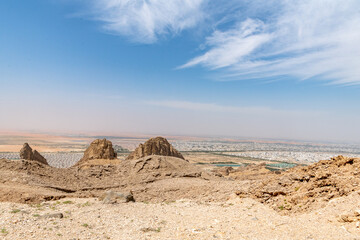 Fototapeta na wymiar Jabal Hafeet, Jabal Ḥafīt, Mount Hafeet, Jebel Hafeet, is a mountain in the region of Tawam, on the border of the United Arab Emirates and Oman. The sole mountain in the Emirate of Abu Dhabi.