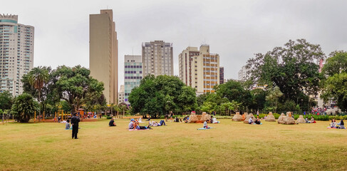 Sao Paulo, Brazil: people having leisure in Parque Augusta city park, at cloudy day	 - obrazy, fototapety, plakaty