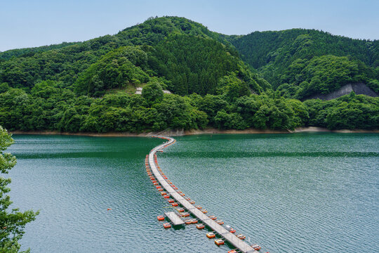 「ドラム缶橋」の写真素材 | 306件の無料イラスト画像 | Adobe Stock