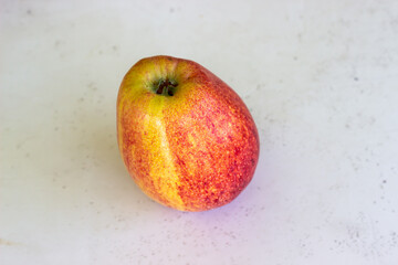 red apple