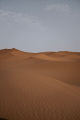 Fototapeta na wymiar Dünen in der Wüste von Merzouga - Marokko - Afrika 3