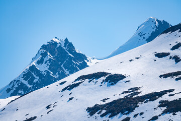 Fototapeta na wymiar View of majestic mountains of Thompson Pass near Valdez in Alaska