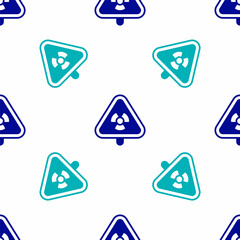 Obraz premium Blue Triangle sign with radiation symbol icon isolated seamless pattern on white background. Vector
