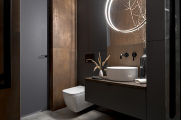 Modern bathroom with rusty tiles - 514034499