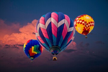 Fototapeta na wymiar Hot air balloons at sunrise near Albany Oregon