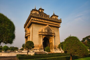 Obraz premium Patuxay park or Monument at Vientiane, Laos. Patuxay monument, capital city of Laos. High quality photo