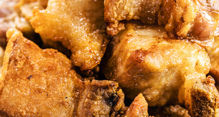 Crackling bowl, Brazilian appetizer made by frying bacon, leather or meat and lots of fat, taken from the pork belly.