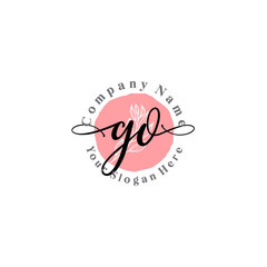 Obraz premium GO signature logo template vector 
