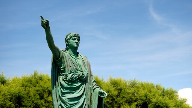 statue of Nero created by the sculptor Claudio Valenti inaugurated in 2010 on the waterfront of Anzio