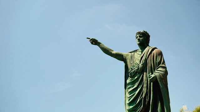 statue of Nero created by the sculptor Claudio Valenti inaugurated in 2010 on the waterfront of Anzio